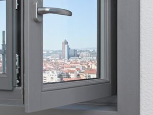 Fenêtre Grise Villeurbanne